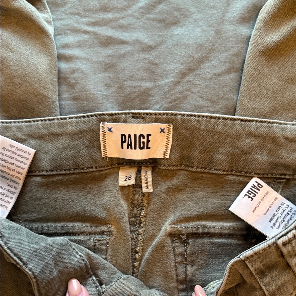 PAIGE woman’s Olive Cargo Pants - Picture 2 of 4